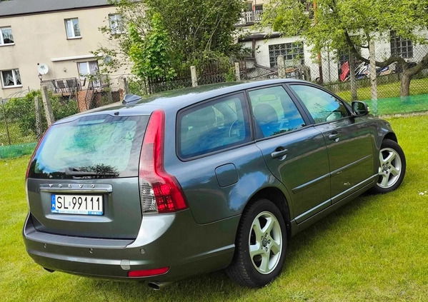 Volvo V50 cena 21999 przebieg: 299121, rok produkcji 2012 z Sosnowiec małe 106